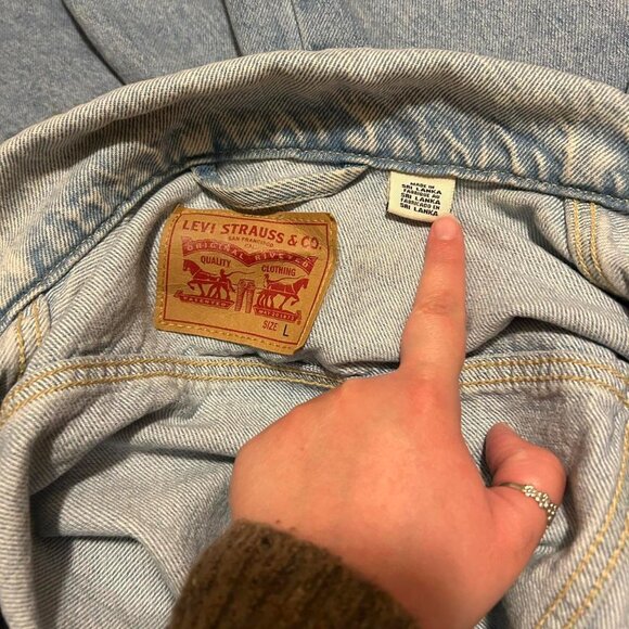 Ex-boyfriend Zip Trucker Jacket Levi Denim Light Wash Denim Jacket Size Large - Picture 8 of 8